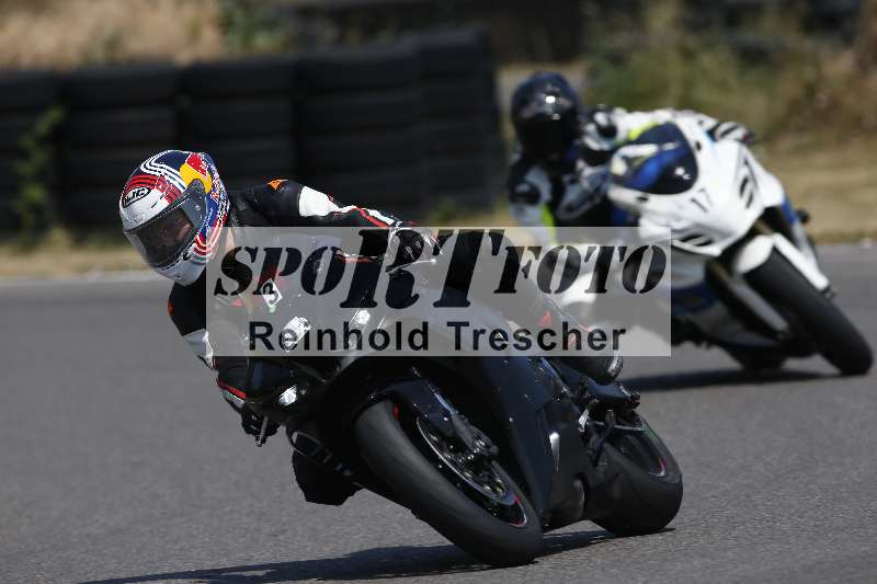 Archiv-2023/28 05.06.2023 Moto Club Anneau du Rhin/blanc-novice/3